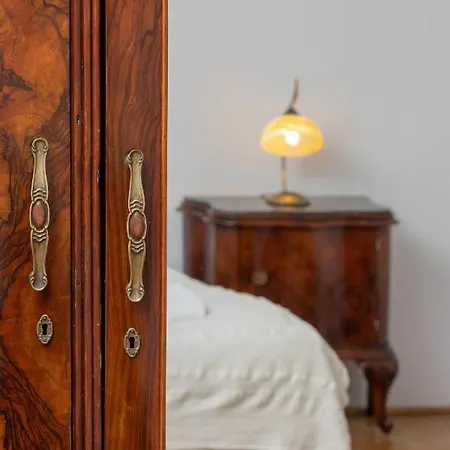 Apartament Heart Of The City Market Square Cracow By Renters Kraków