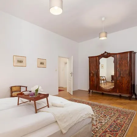 Daire Heart Of The City Market Square Cracow By Renters