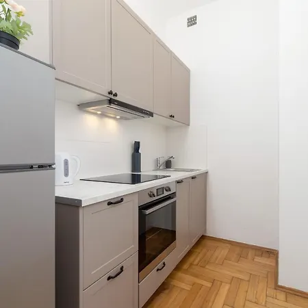 아파트 Heart Of The City Market Square Cracow By Renters